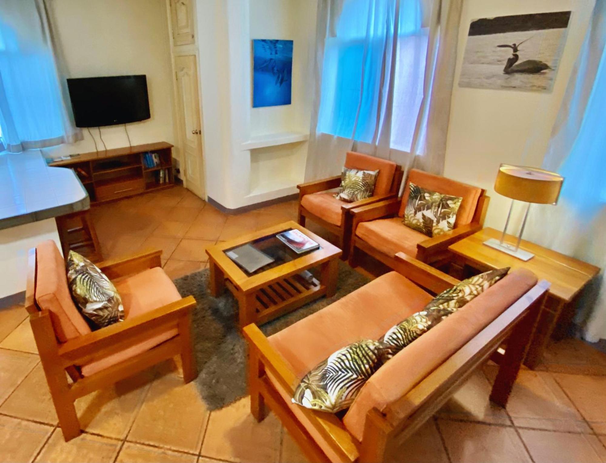 Torre Mar Galapagos Boutique Suites بويرتو أيورا المظهر الخارجي الصورة