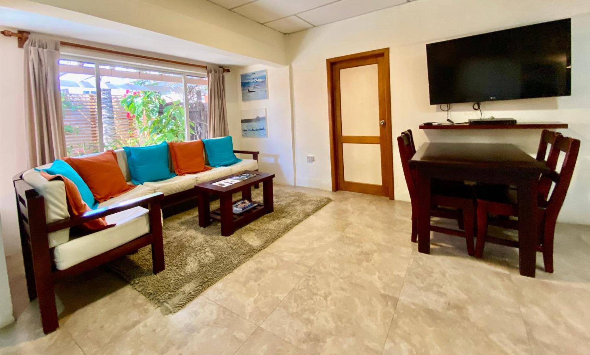 Torre Mar Galapagos Boutique Suites بويرتو أيورا المظهر الخارجي الصورة