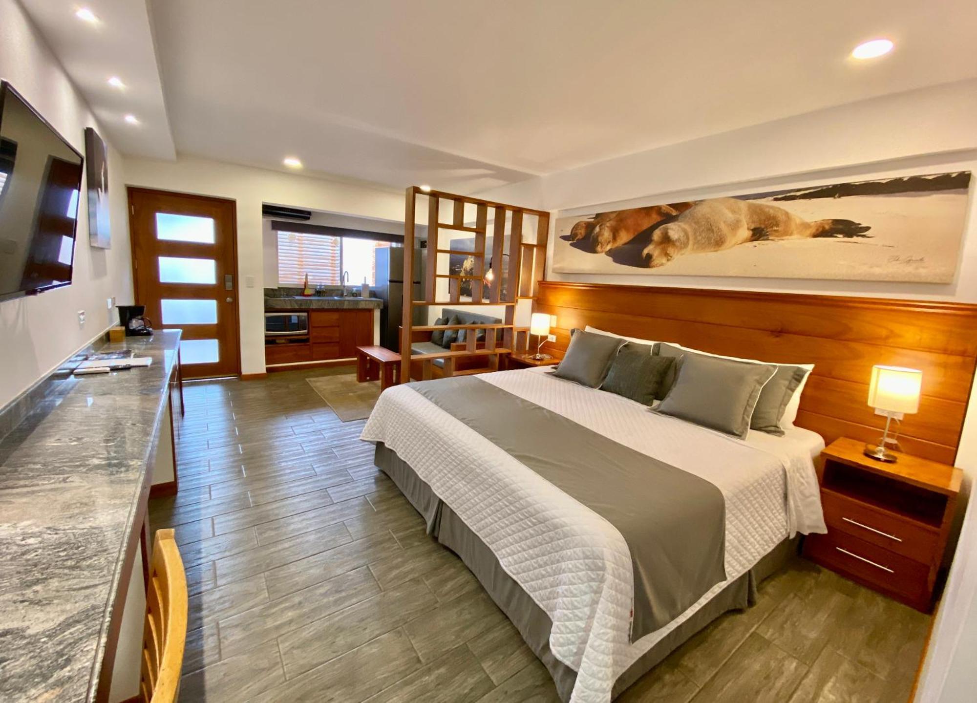 Torre Mar Galapagos Boutique Suites بويرتو أيورا المظهر الخارجي الصورة