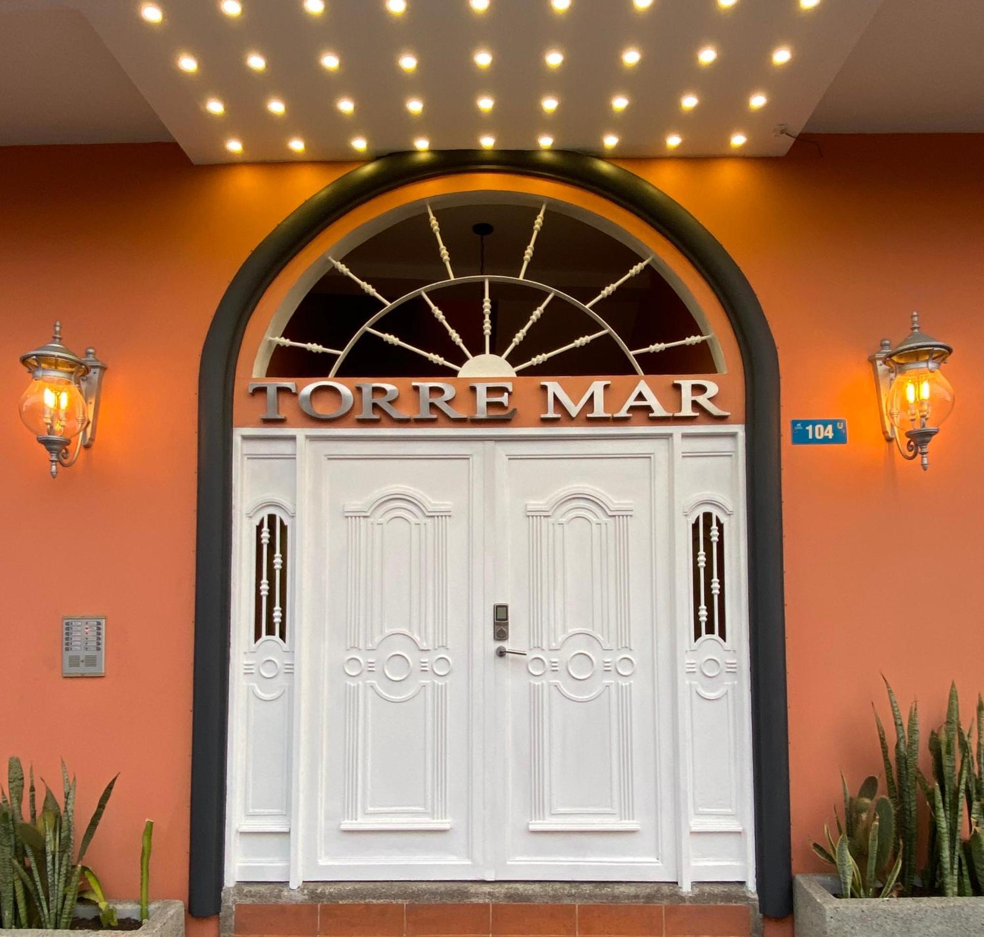 Torre Mar Galapagos Boutique Suites بويرتو أيورا المظهر الخارجي الصورة